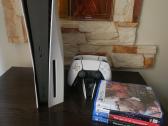 Ps 5 Disc Edition + 2 pulteliai + 4 žaid