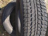 Dvi padangos 235/55/r17 M+s