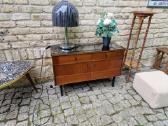 Vintažinė mid century tikmedžio batų spintelė