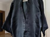 Juodas japoniško stiliaus kimono - nuotraukos Nr. 2