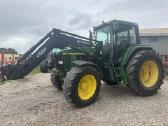 Traktorius john deere 6810 su krautuvu - nuotraukos Nr. 2