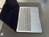 MacBook air M2