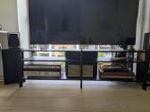 Juodas TV staliukas 160x40x49 cm - Ikea Jaettesta