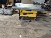 Isilginio pjovimo stakles dewalt400€-derinama