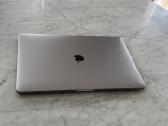 Apple MacBook Pro
