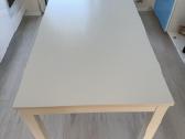 Ikea stalas