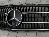 Mercedes-benz W213 grotelės, radaras ir ženkliukas