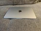 Apinaujis MacBook Air M5/16/512gb