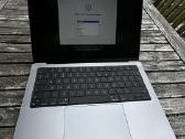 MacBook Pro 14
