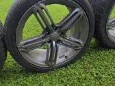 Parduodu R19 ,ratus Audi