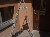 Metalinės kopėčios išskleidžiamos