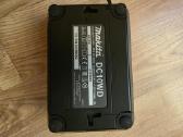 Makita akumuliatoriaus pakrovėjas 12v - nuotraukos Nr. 2
