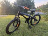 Stilingas ir kokybiškas Bmw Cruise Bike Junior 20" - nuotraukos Nr. 2