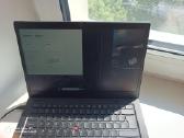 Lenovo t490s kompiuteris su ekrano defektu