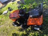 Husqvarna traktoriukas - nuotraukos Nr. 2
