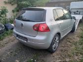 VW Golf 5 Dalys pradedamas ardyti naujas do - nuotraukos Nr. 4