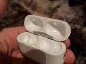 Originalus Apple Airpods Pro 2 dėklas - nuotraukos Nr. 3