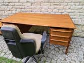 Vintažinis mid century tikmedžio rašomojo stalas - nuotraukos Nr. 31
