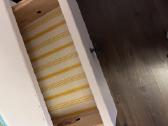 Ikea viengulė lova su Dormeo čiužiniu ir staliuku - nuotraukos Nr. 8