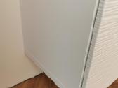 Pakaninama TV spintelė 180x42x38 su bangelėmis - nuotraukos Nr. 4