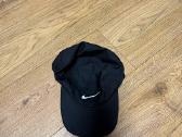 Nike kepurė su atspindinčiomis detalėmis - nuotraukos Nr. 2