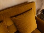 Aksominė garstyčių spalvos sofa - nuotraukos Nr. 4