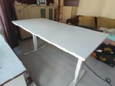 Mechaninis pakeliamas rašomasis Ikea stalas - nuotraukos Nr. 3