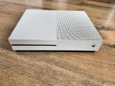 Xbox One S 500gb + pultelis + žaidimai - nuotraukos Nr. 3