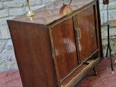 Vintažinė mid century raudonmedžio spintelė - nuotraukos Nr. 25