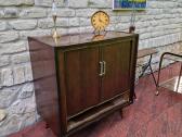Vintažinė mid century raudonmedžio spintelė - nuotraukos Nr. 27