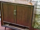 Vintažinė mid century raudonmedžio spintelė - nuotraukos Nr. 29