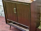 Vintažinė mid century raudonmedžio spintelė - nuotraukos Nr. 30