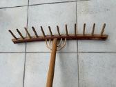 Medinis labai lengvas dailus grėblys - nuotraukos Nr. 2