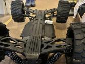 Traxxas maxx RC mašinėlė - nuotraukos Nr. 4