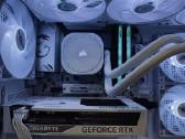 Galingas Baltas Kompiuteris Am5 / Ddr5 / Rtx 50 - nuotraukos Nr. 2