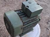 Trifazis variklis 0.5kw. 1340 apsukos. - nuotraukos Nr. 2