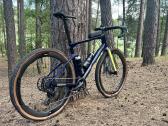 Pilnai karboninis BMC Urs Two gravelis - nuotraukos Nr. 5