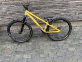 Parduodamas labai geros būklės dirt jump dviratis - nuotraukos Nr. 3