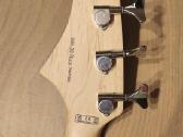 Parduodu viena karta grota bosine gitara - nuotraukos Nr. 4