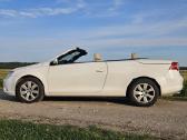 Du automobiliai viename Volkswagen EOS 2.0benzinas - nuotraukos Nr. 10