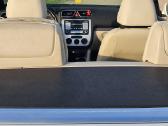 Du automobiliai viename Volkswagen EOS 2.0benzinas - nuotraukos Nr. 12
