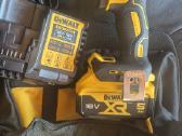 Naujas Dewalt Dcd791 suktuvas 18v 5ah baterija - nuotraukos Nr. 2