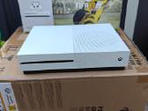 Xbox One S 1tb su dėže ir žaidimais - nuotraukos Nr. 3