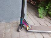 Triukinis paspirtukas Crisp Surge Pro 35.00 Eur - nuotraukos Nr. 2