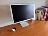 Parduodu Apple Cinema Display 20 monitorių - nuotraukos Nr. 2