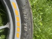Motociklo/motorolerio ratai su padangom - nuotraukos Nr. 8