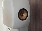 Kef Ls50 Wireless 2 su S2 stovais - nuotraukos Nr. 2