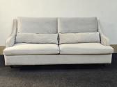 Veliūrinė dizainerio sofa - nuotraukos Nr. 6