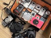 5 dėžės fototechnikos: fotoaparatai, dėklai - nuotraukos Nr. 2