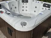 Sūkurinė vonia Jacuzzi - nuotraukos Nr. 3
